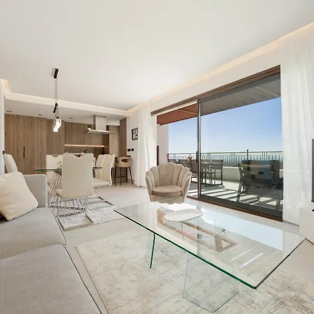Apartment Modern Penthouse With Two Terraces, Jacuzzi And Sea, And Mountain Views, In Almazara Hills Istan