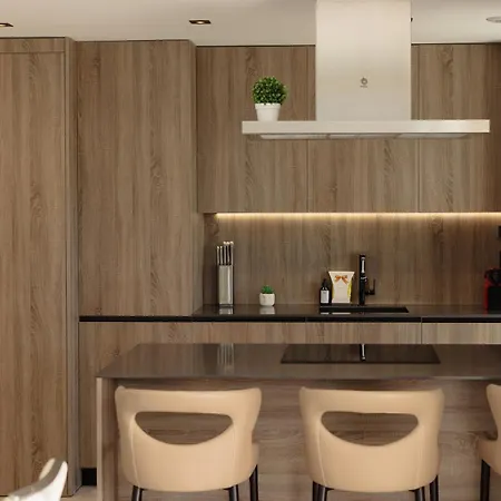 Modern Penthouse With Two Terraces, Jacuzzi And Sea, And Mountain Views, In Almazara Hills Apartment Istan