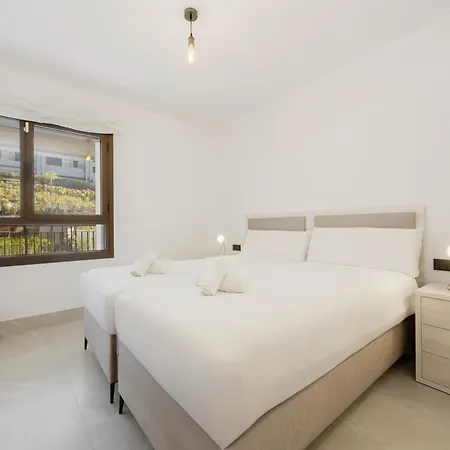 Apartment Modern Penthouse With Two Terraces, Jacuzzi And Sea, And Mountain Views, In Almazara Hills *